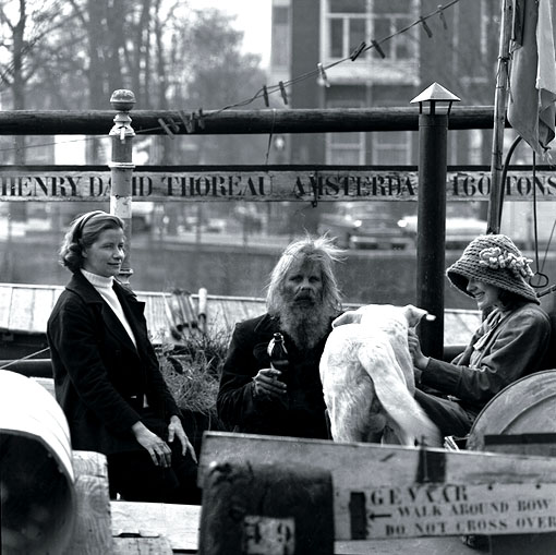 Viktor IV with Ena and Joaneke, 1971